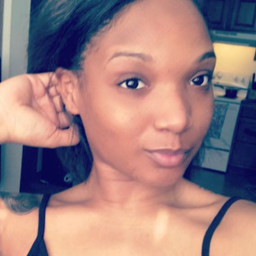 Meet your Posher, Jasmin